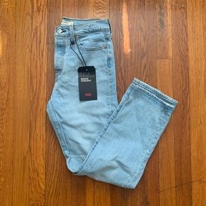 SOLD Levi’s Wedgie Jeans